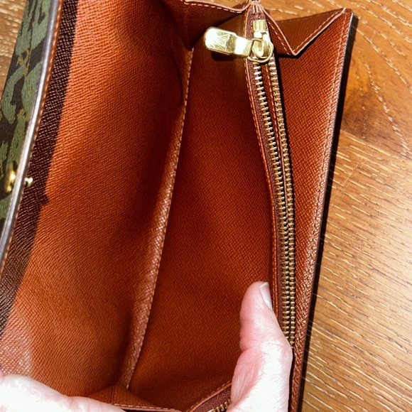 LOUIS VUITTON Limited Edition Stephen Sprouse Green Graffiti Wallet - Picture 10 of 15